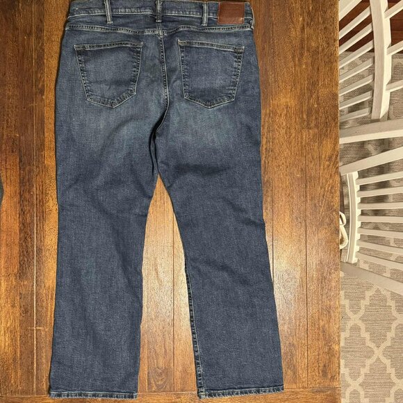 Abercrombie and Fitch mens kilby boot cut stonewashed blue jeans 38 X 30 stretch - Picture 2 of 8